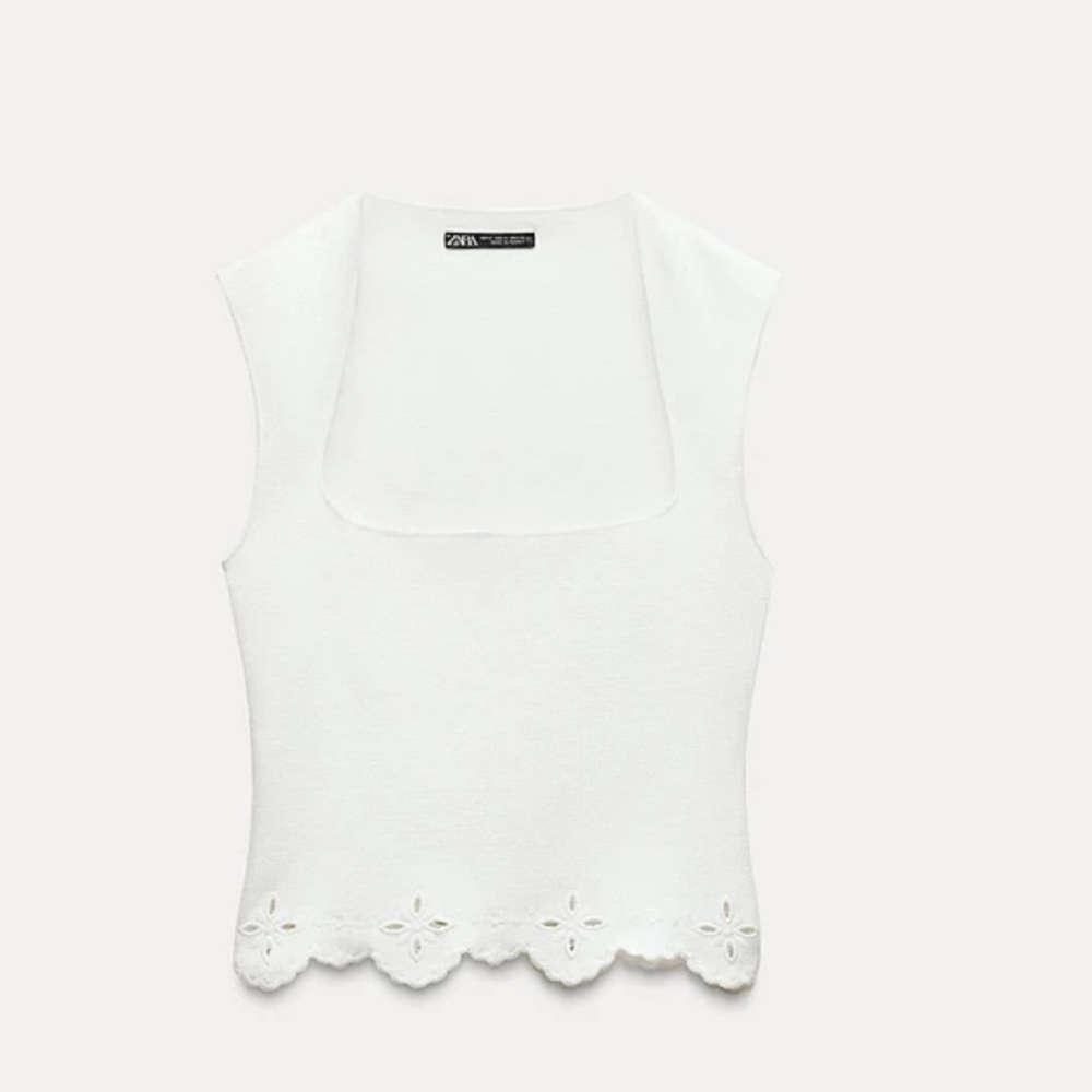Zara NWT embroidered stretch knit top - Picture 3 of 4